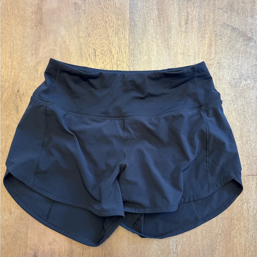 Lululemon Shorts NWOT size 6